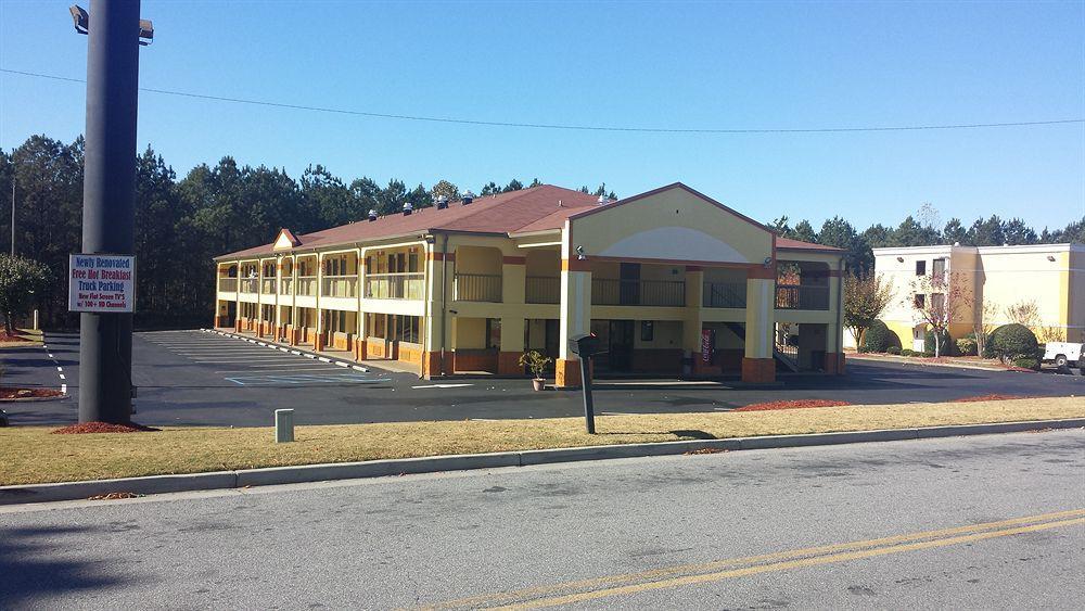 Days Inn By Wyndham Acworth Exterior photo